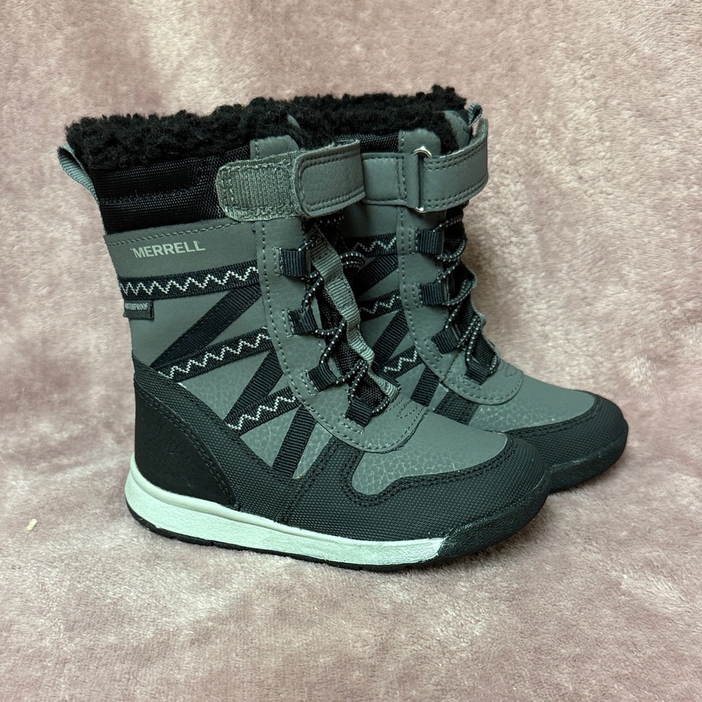 Merrell Baby’s Charcoal and Black Winter Boots